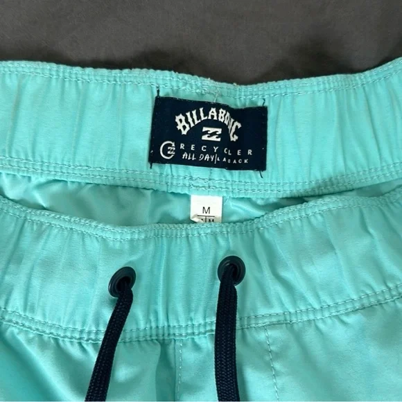 Billabong Blue Board Shorts Lightweight Swimwear - Picture 4 of 5